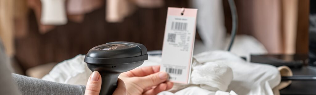 Are poor pricing strategies eroding your margins? Stop losing profit to guesswork. Discover expert-vetted tips to master retail pricing and scale your store.