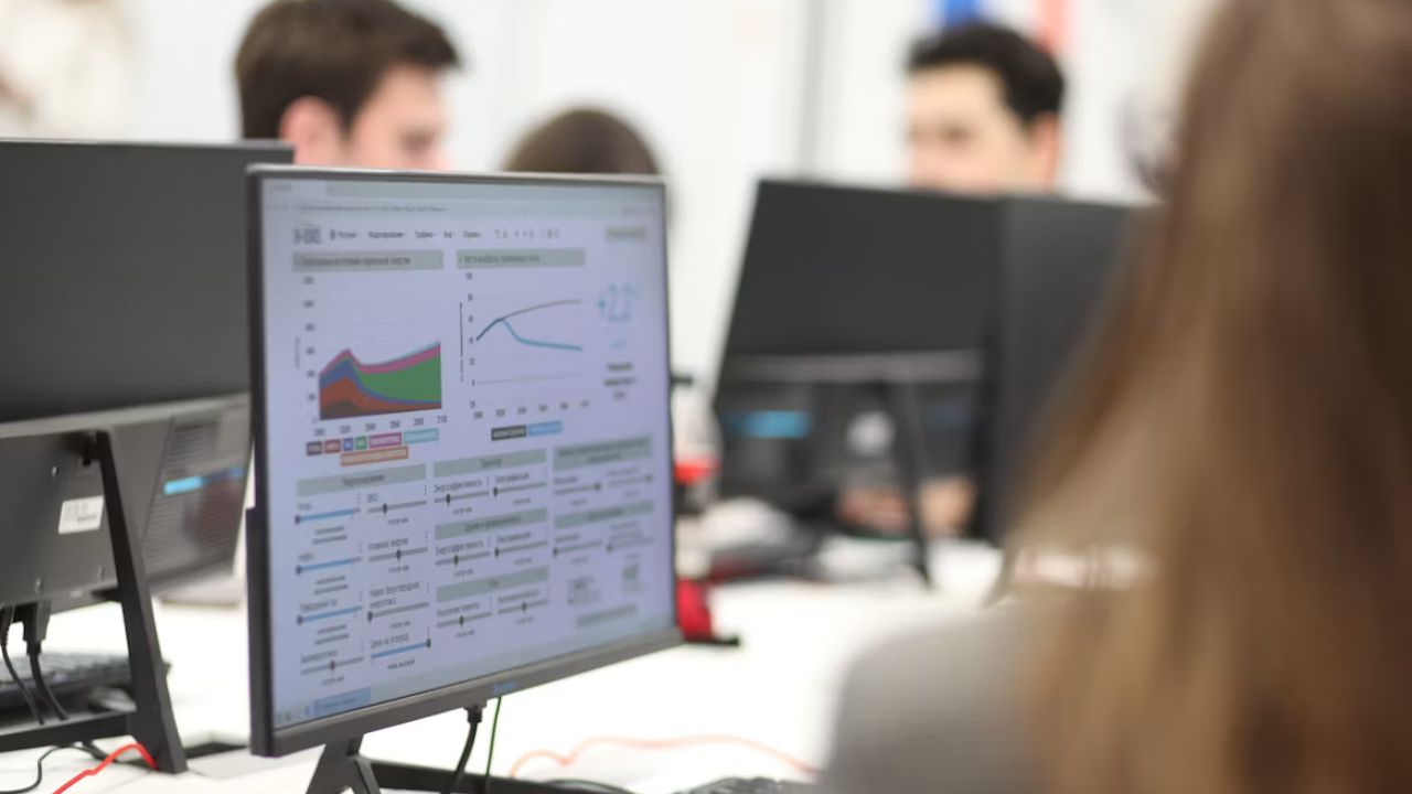 best competitor analysis guide essential tools and proven tracking strategies