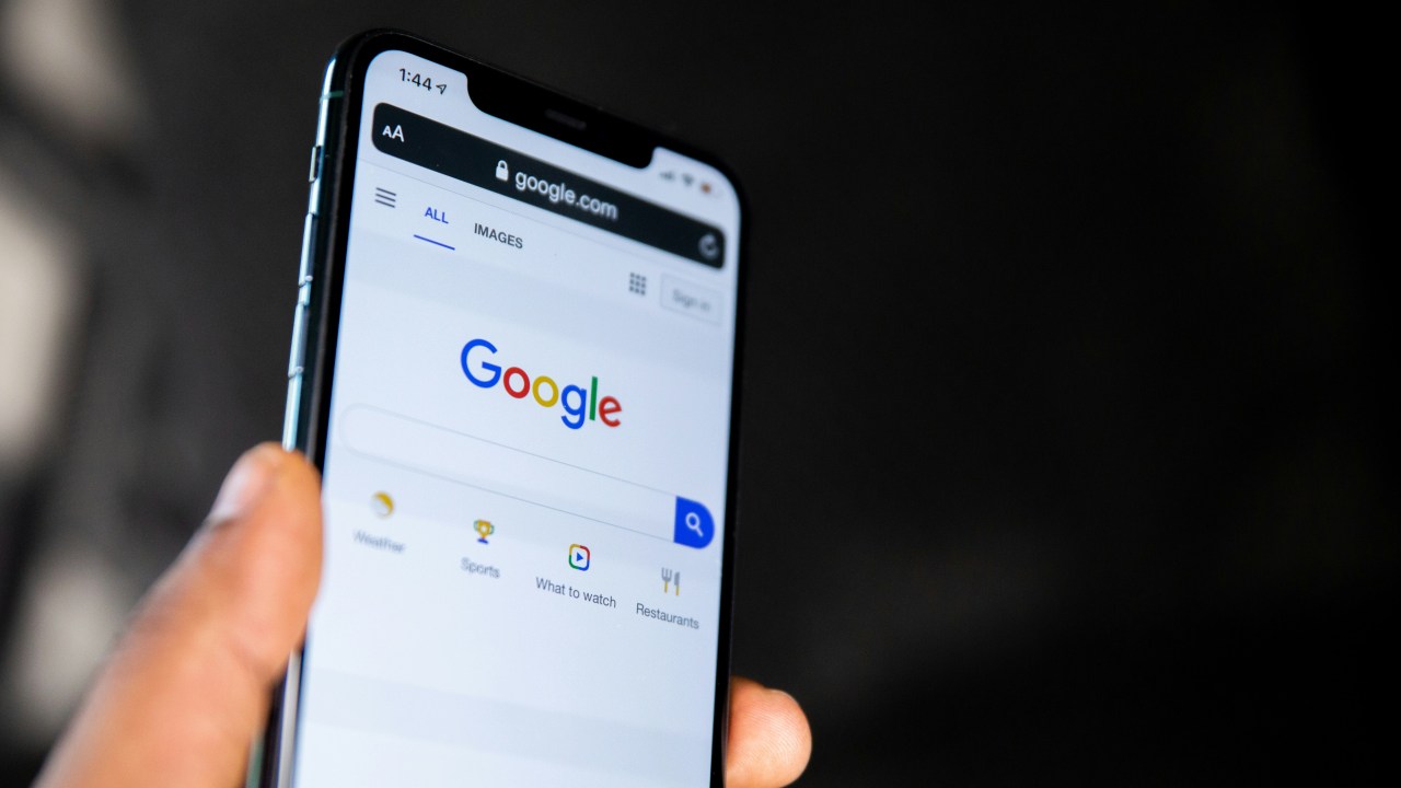 Missing brand mentions is stalling your growth. Stop ignoring critical web signals and master Google Alerts to unlock new link-building opportunities now.
