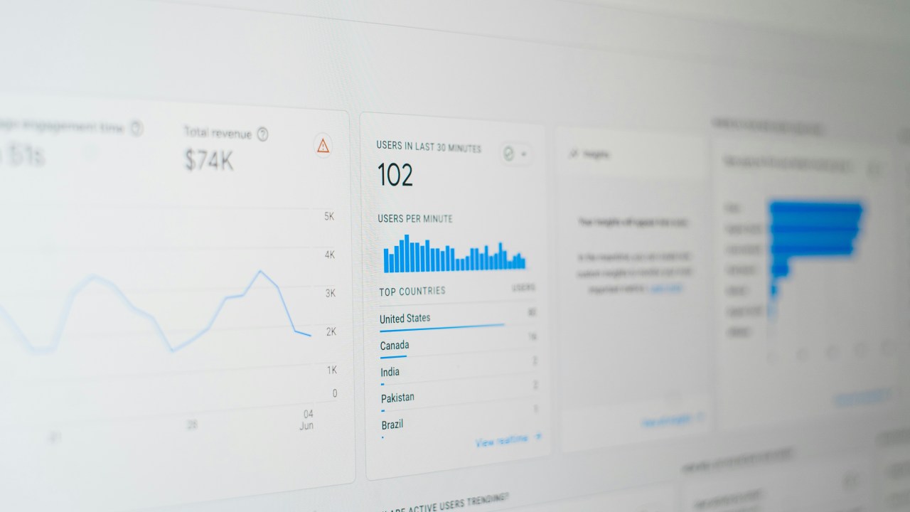 Is zero-click AI search killing your traffic? Stop guessing and master proven LLM optimization strategies to secure your brand's visibility in AI answers.